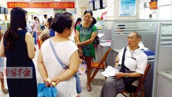 月嫂工资10年涨幅超10倍 金饭碗成色有几分？——高级催乳师的价值与挑战